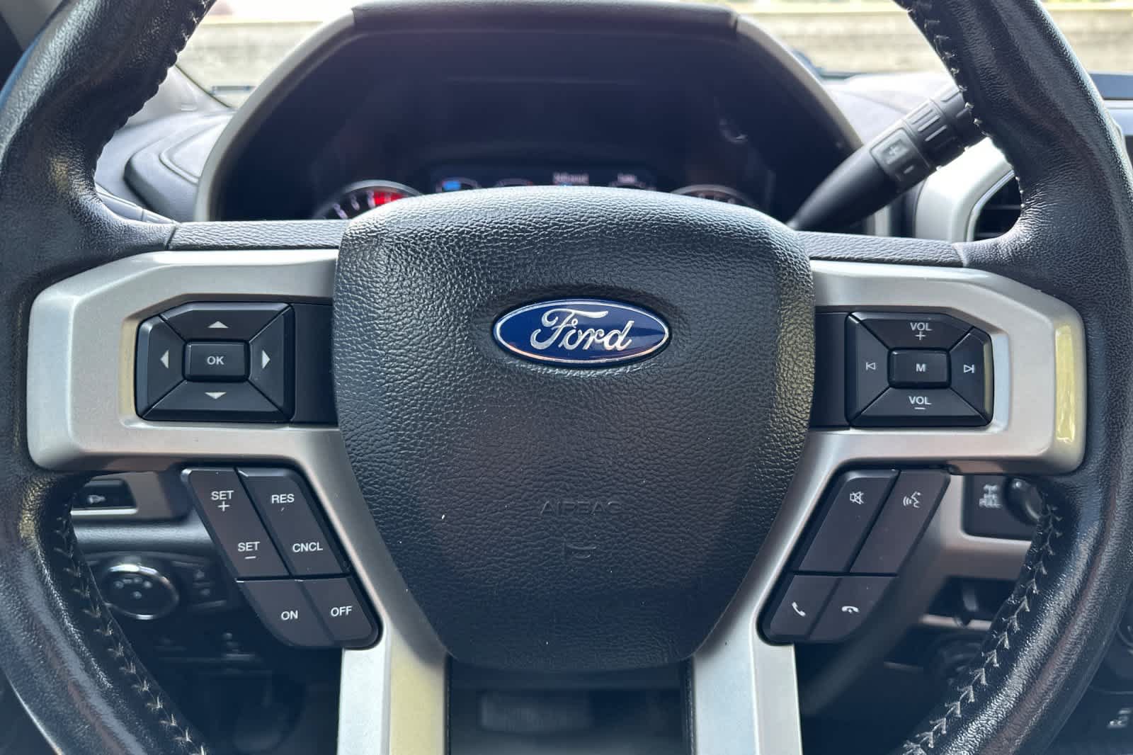 Certified 2021 Ford F250 Lariat w/ Lariat Ultimate Package AWD/4WD image 23