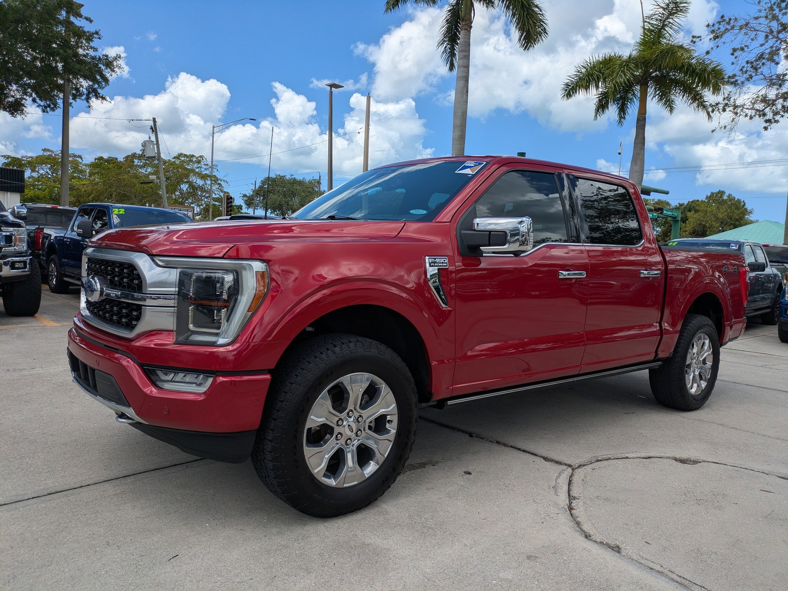 Certified 2022 Ford F150 Platinum w/ Equipment Group 701A High AWD/4WD image 7