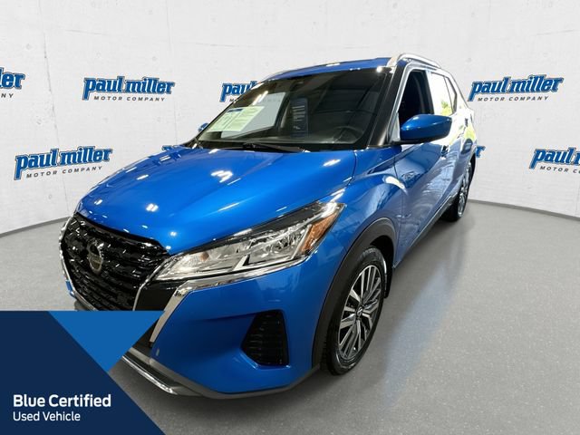 Used 2021 Nissan Kicks SV FWD image 1