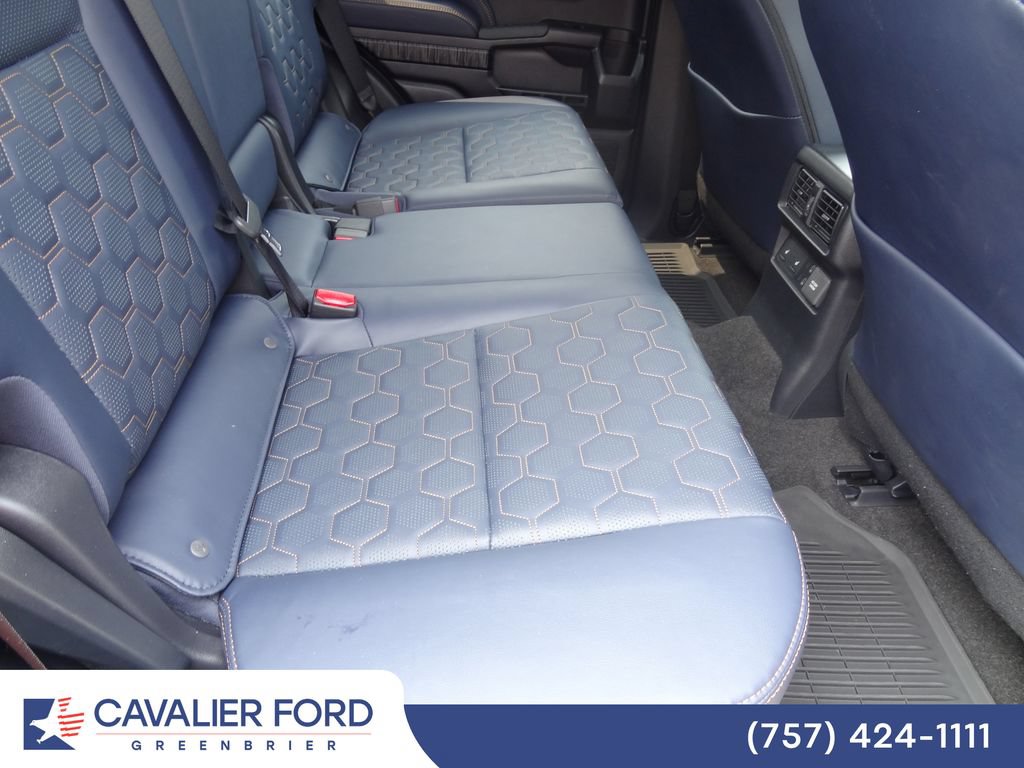 Used 2026 Toyota 4Runner Platinum AWD/4WD image 12