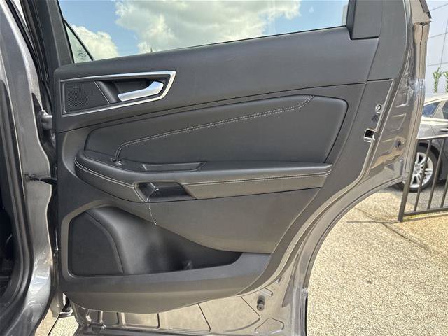 Certified 2024 Ford Edge Titanium AWD/4WD image 22
