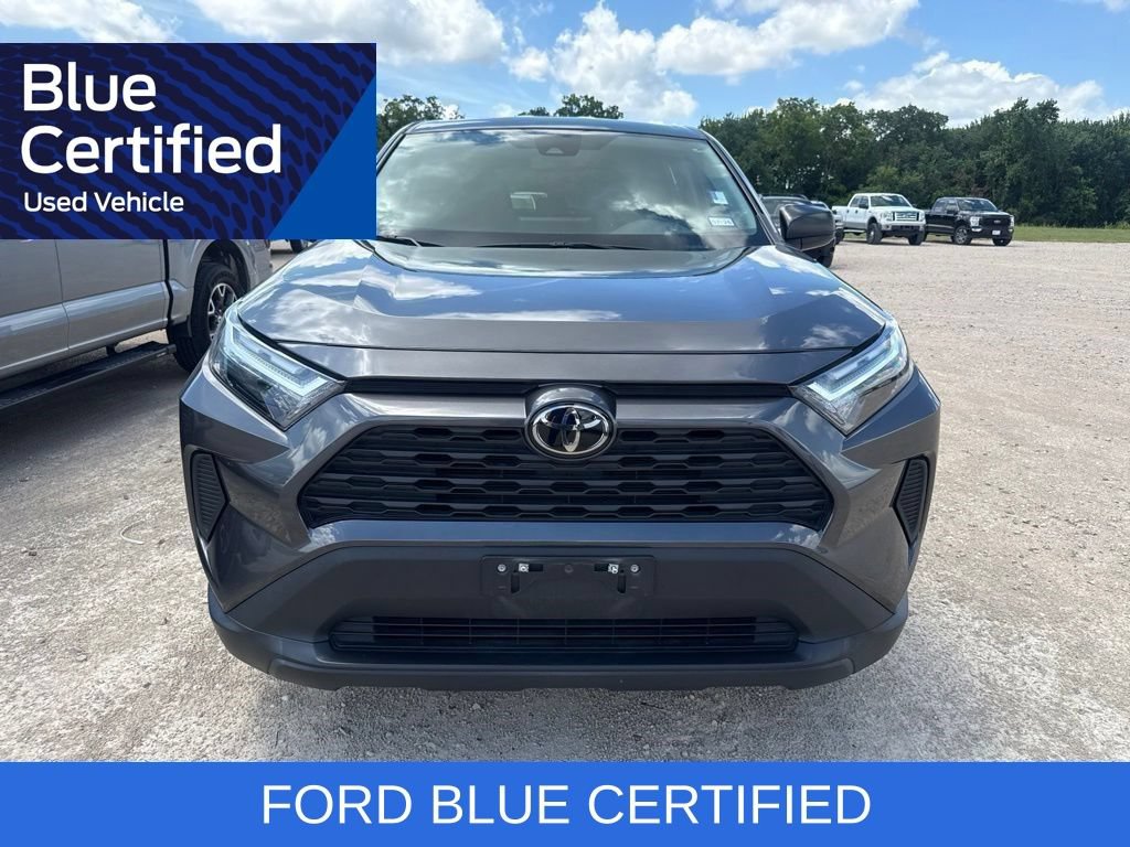 Used 2023 Toyota RAV4 LE FWD image 2