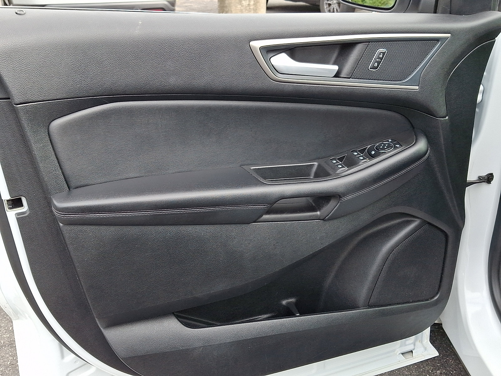 Certified 2024 Ford Edge SEL AWD/4WD image 13