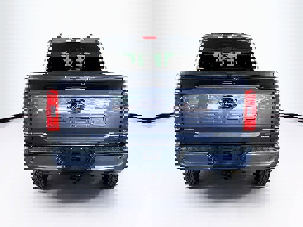 Certified 2022 Ford F150 XLT w/ Equipment Group 302A High image 4