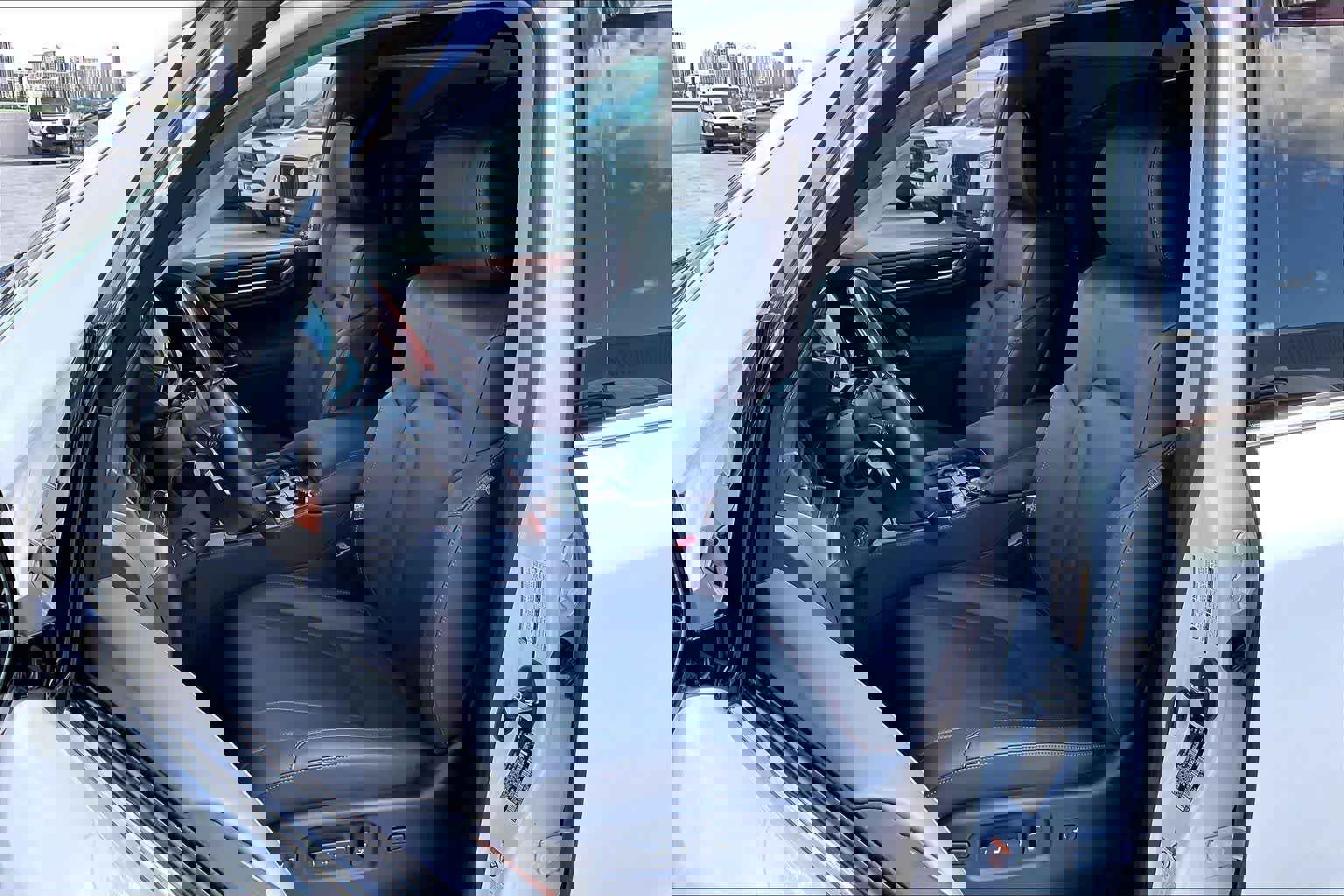 Used 2019 Lexus LX 570 4WD image 13