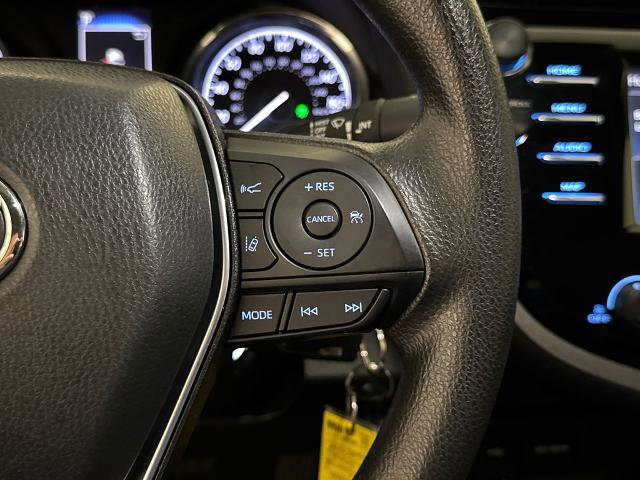 Used 2020 Toyota Camry LE FWD image 17
