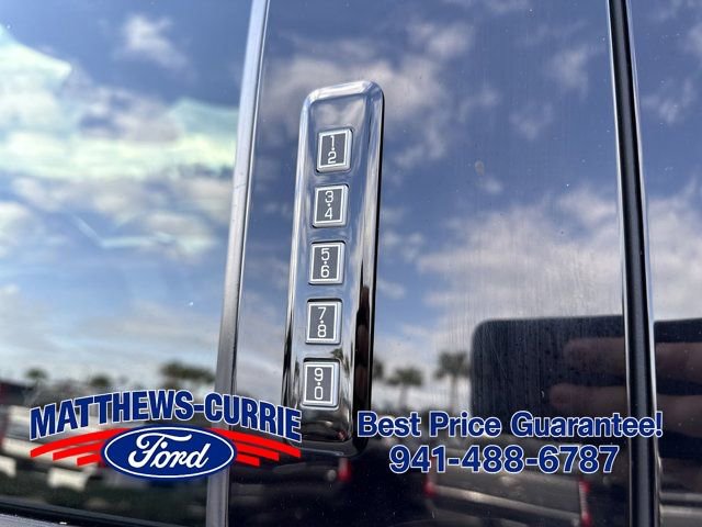 Certified 2021 Ford F250 Lariat w/ Lariat Value Package AWD/4WD image 9