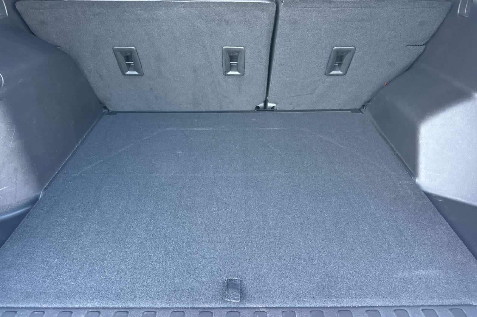 Used 2024 Chevrolet Equinox RS FWD image 16