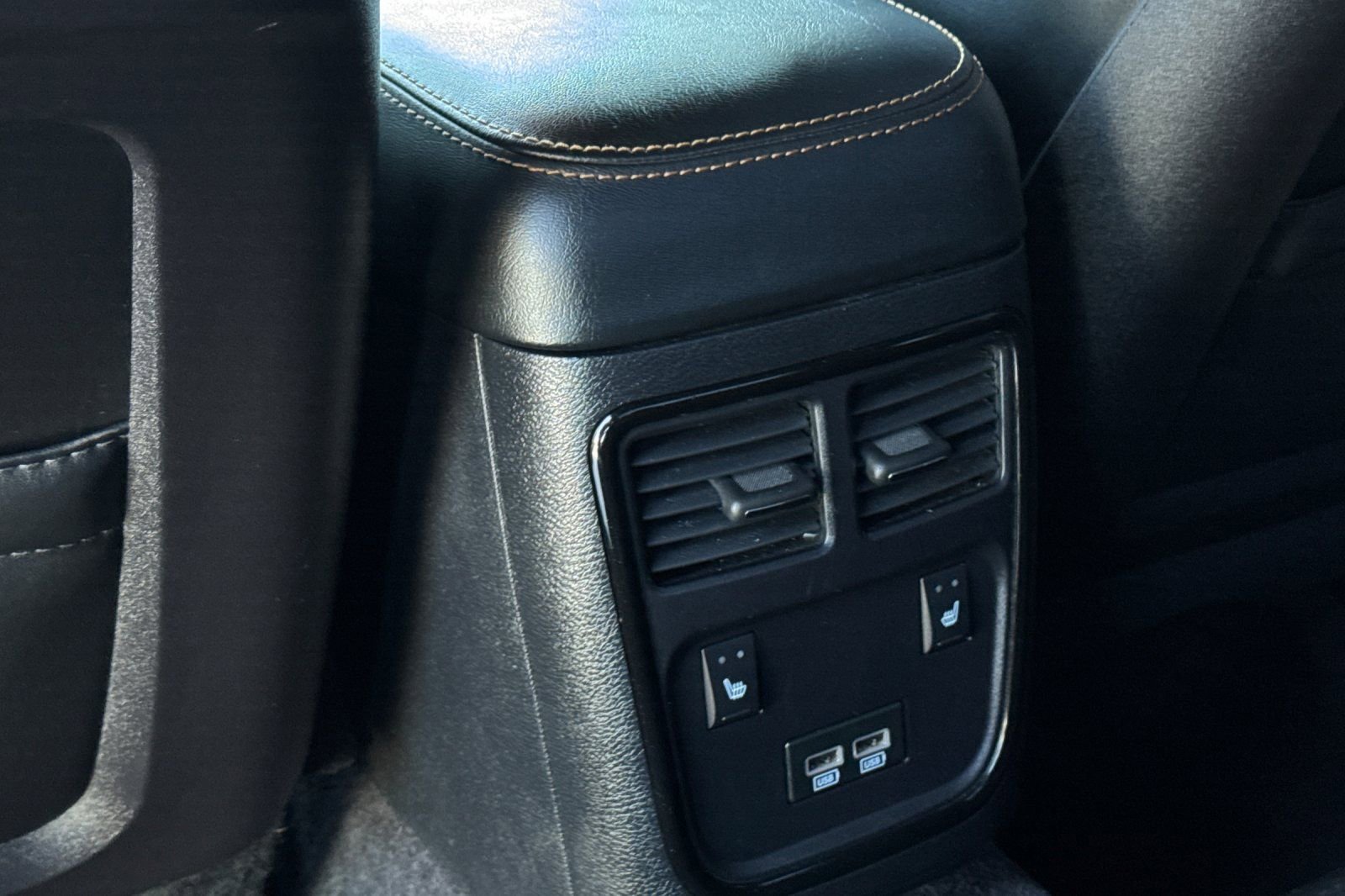 Used 2018 Dodge Charger R/T RWD image 33
