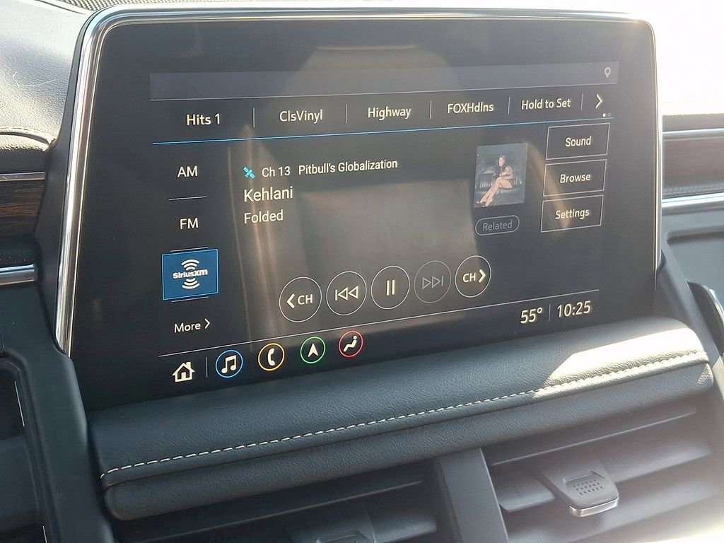 Used 2021 Chevrolet Tahoe Premier w/ Premium Package image 21