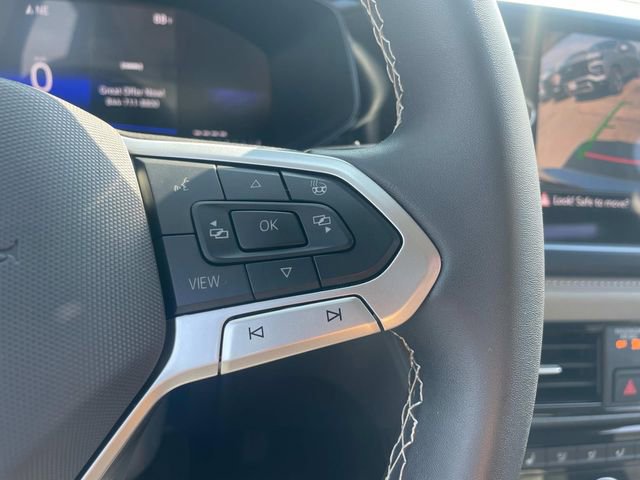 Used 2024 Volkswagen Taos SE image 35