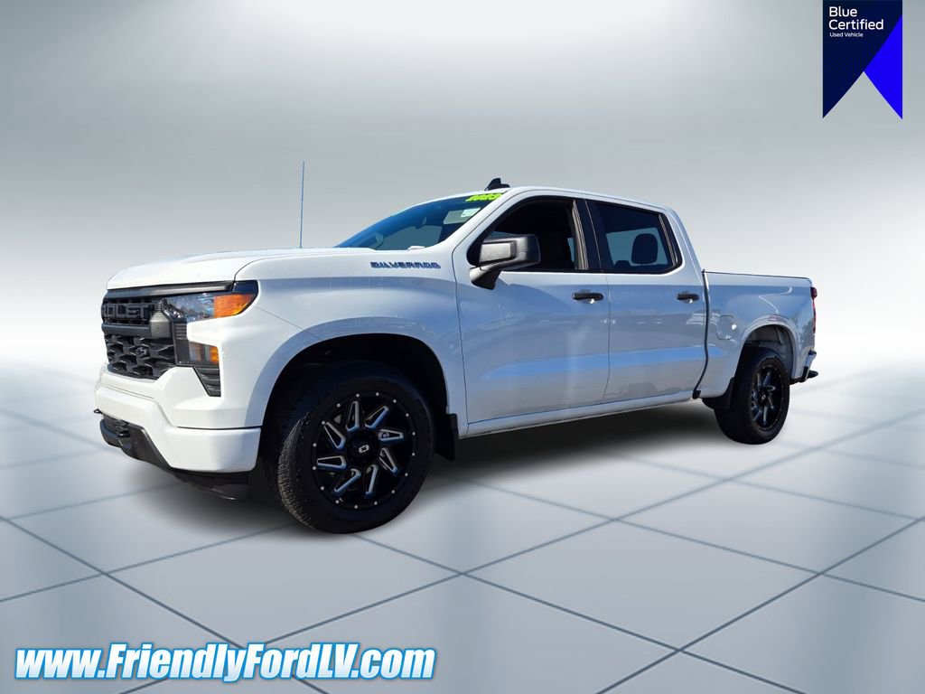 Used 2023 Chevrolet Silverado 1500 Custom RWD image 2