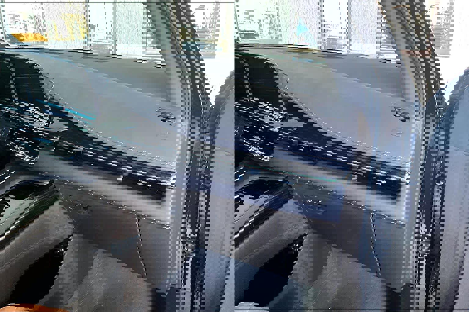 Used 2023 Cadillac Escalade ESV Premium Luxury image 19