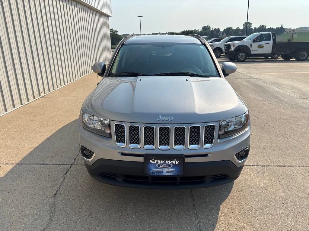 Used 2017 Jeep Compass High Altitude AWD/4WD image 2