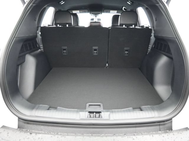 Certified 2025 Ford Escape ST-Line Select AWD/4WD image 27