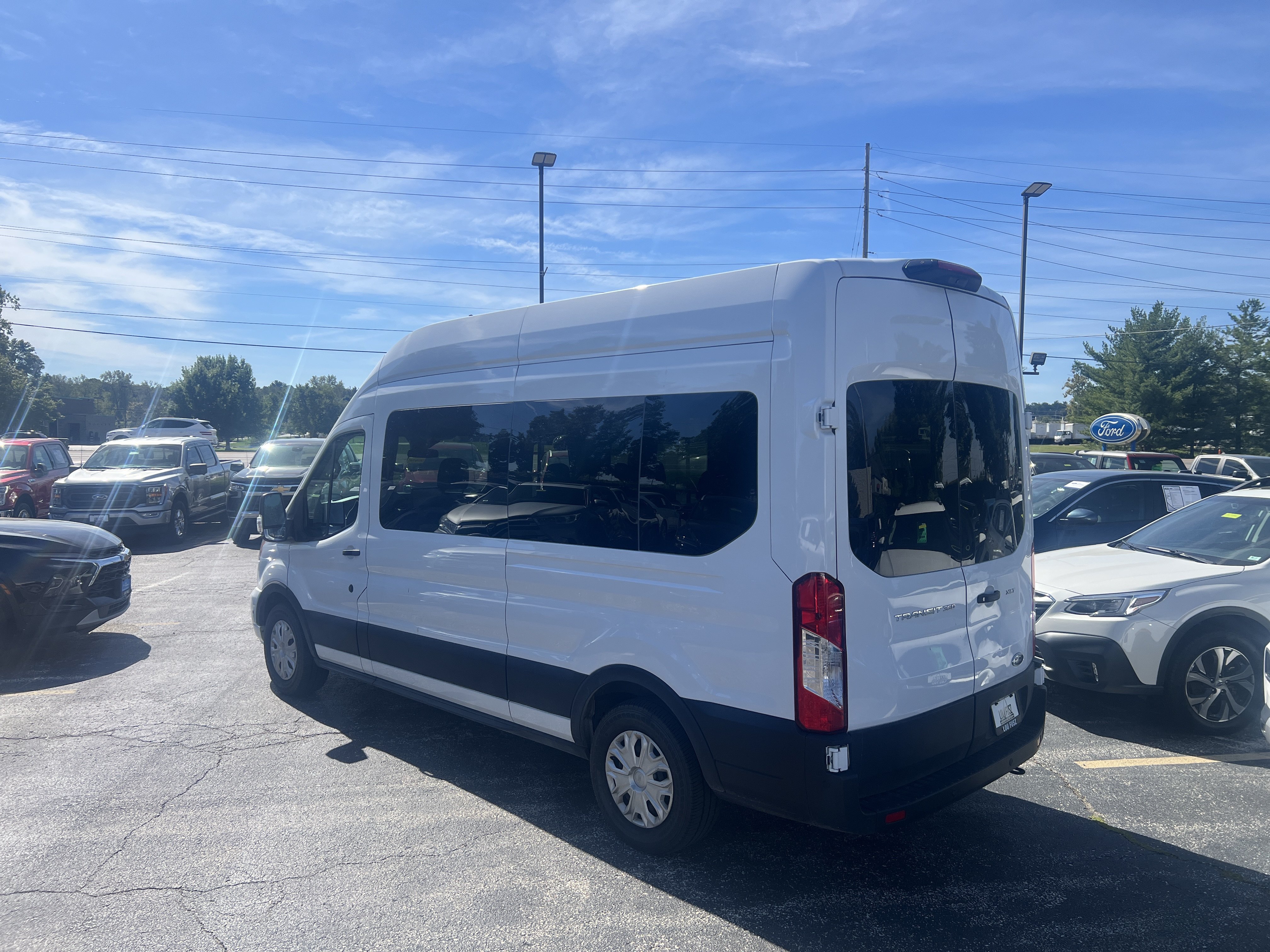 Certified 2025 Ford Transit 350 XLT RWD image 5