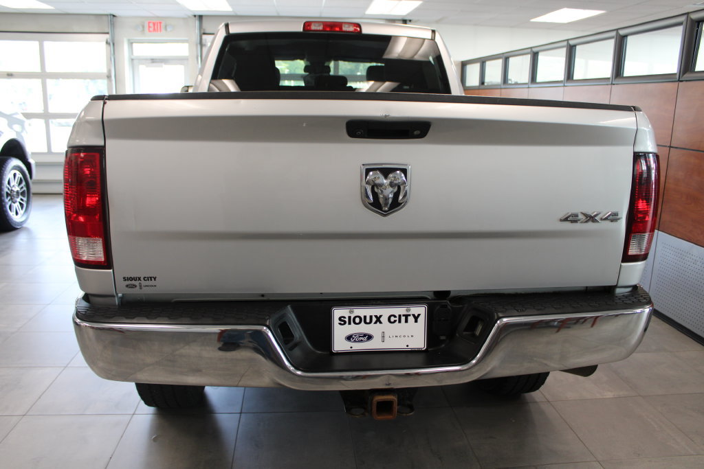 Used 2018 RAM 2500 Tradesman w/ Chrome Appearance Group AWD/4WD image 5