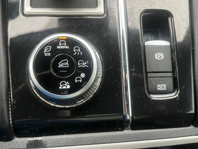 Used 2022 Mitsubishi Outlander SEL AWD/4WD image 38