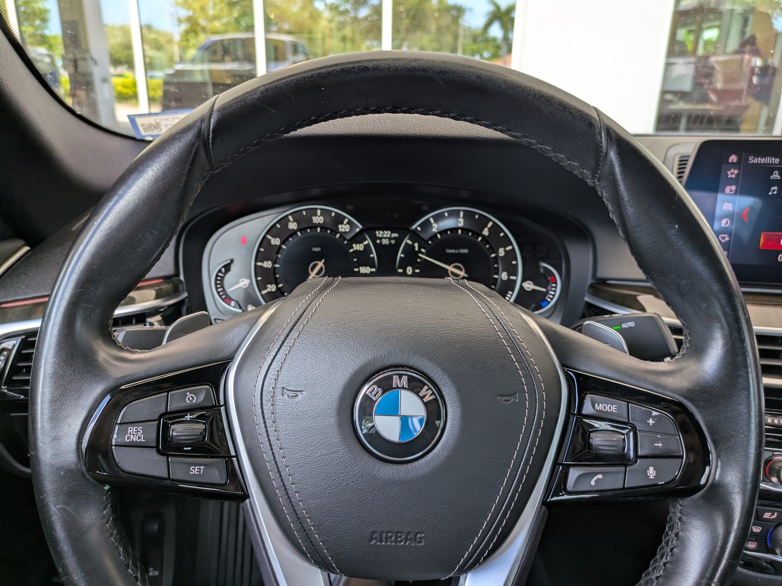 Used 2019 BMW 540i w/ Convenience Package RWD image 29