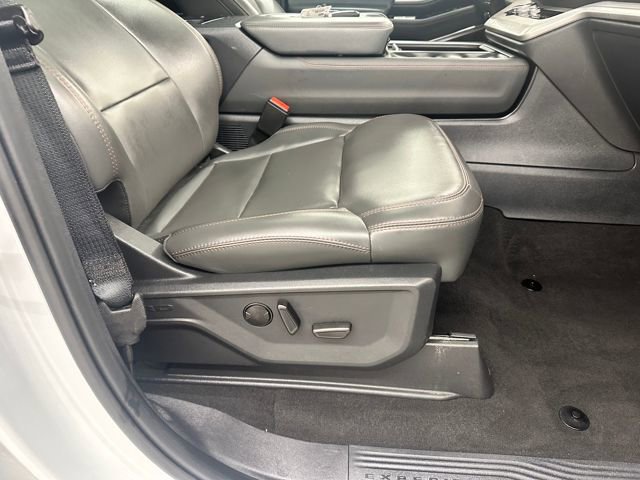 Certified 2025 Ford Expedition Active image 11