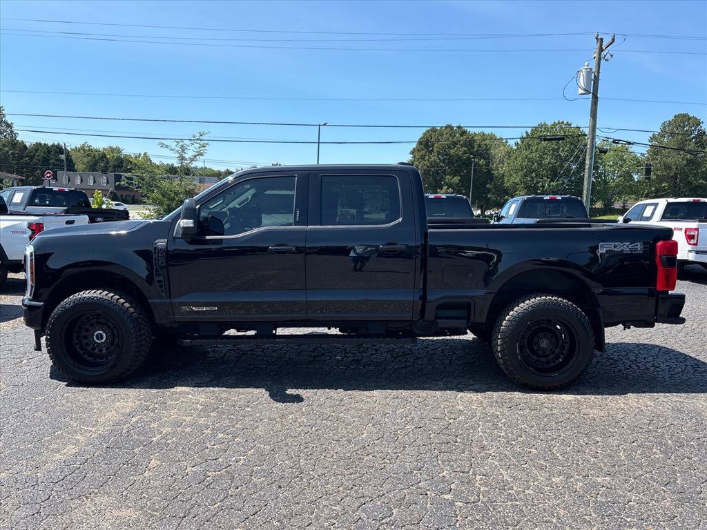 Certified 2024 Ford F250 Lariat w/ Lariat Ultimate Package AWD/4WD image 4