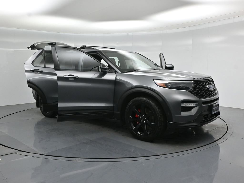 Certified 2021 Ford Explorer ST w/ Equipment Group 401A AWD/4WD image 29