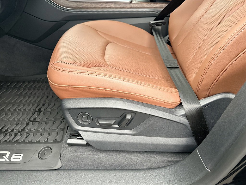 Used 2026 Audi Q8 Premium Plus image 10