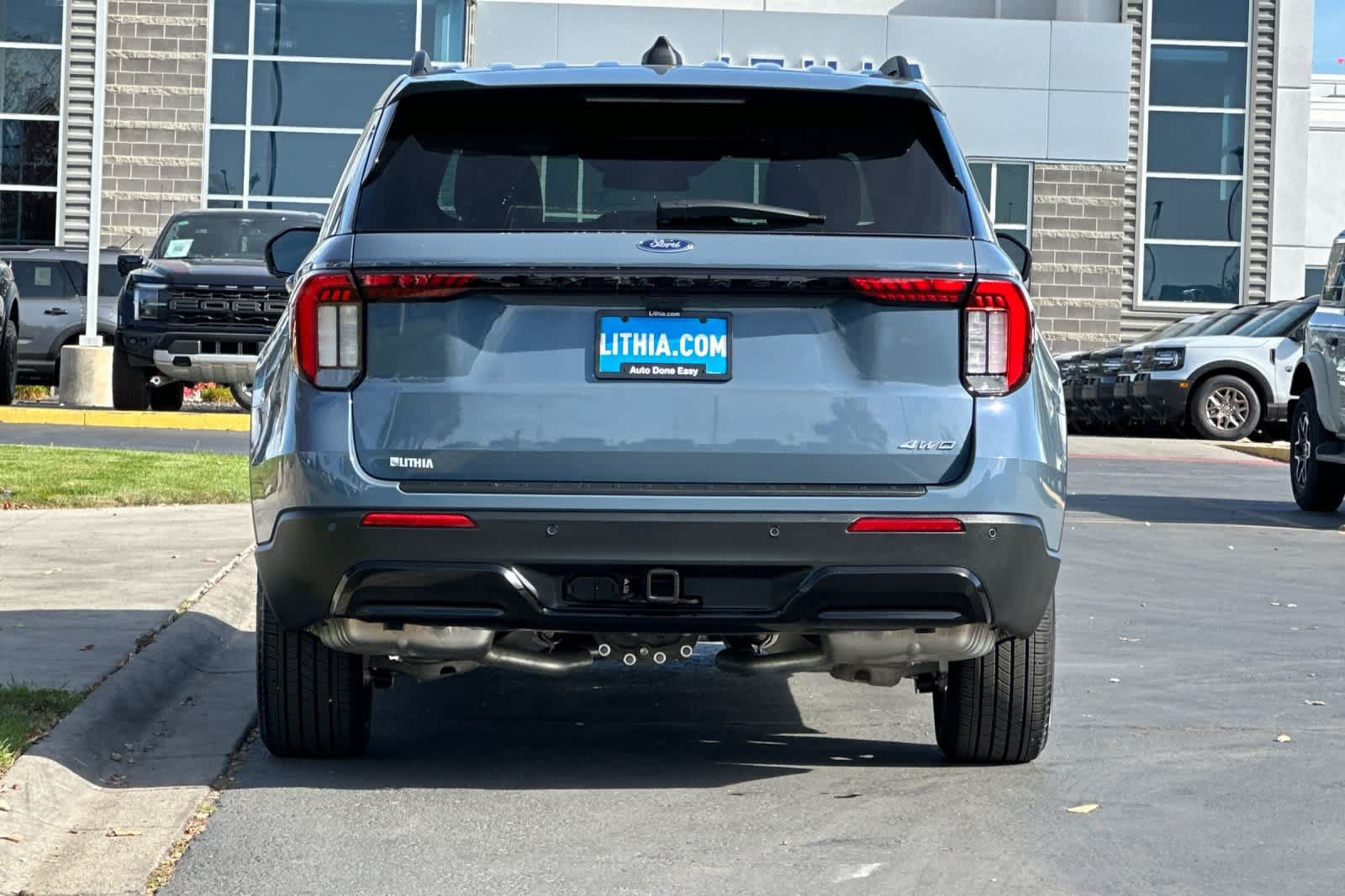 Certified 2025 Ford Explorer ST-Line AWD/4WD image 7