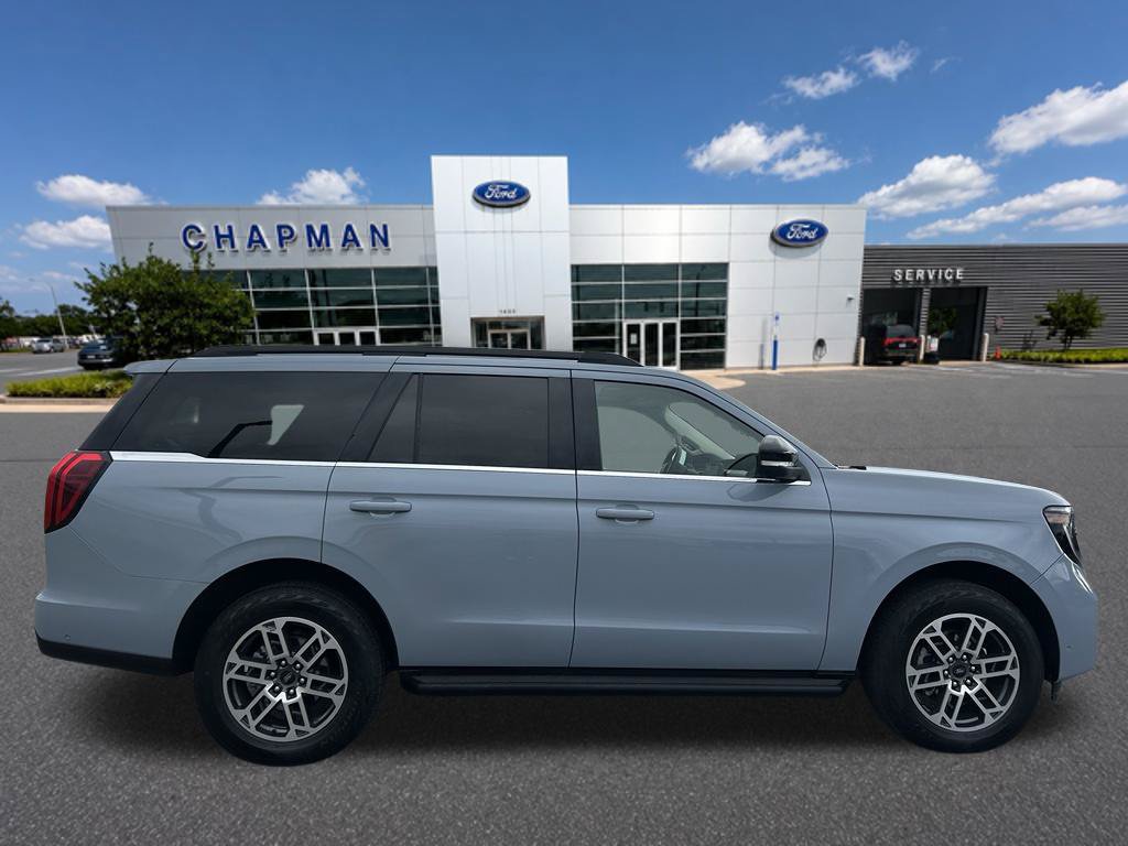 Certified 2025 Ford Expedition Active AWD/4WD image 6