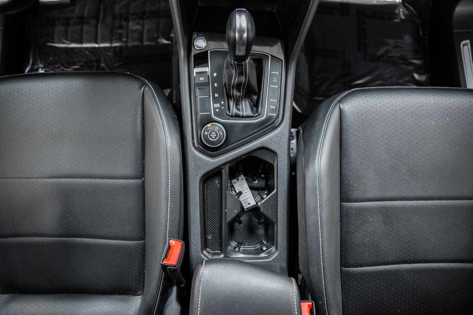 Used 2021 Volkswagen Tiguan SE R-Line image 28