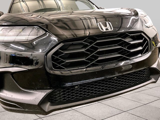 Used 2024 Honda HR-V Sport image 29