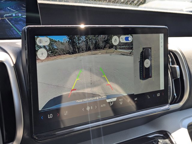 Certified 2025 Ford Expedition Active image 26