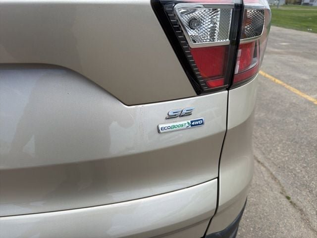 Certified 2018 Ford Escape SE AWD/4WD image 7