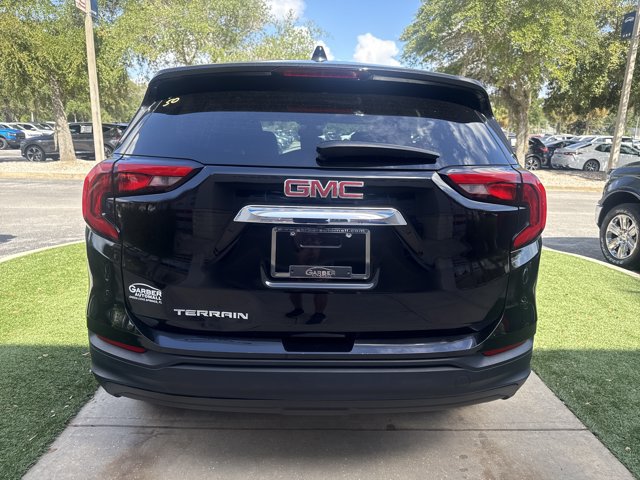 Used 2020 GMC Terrain SLE FWD image 3