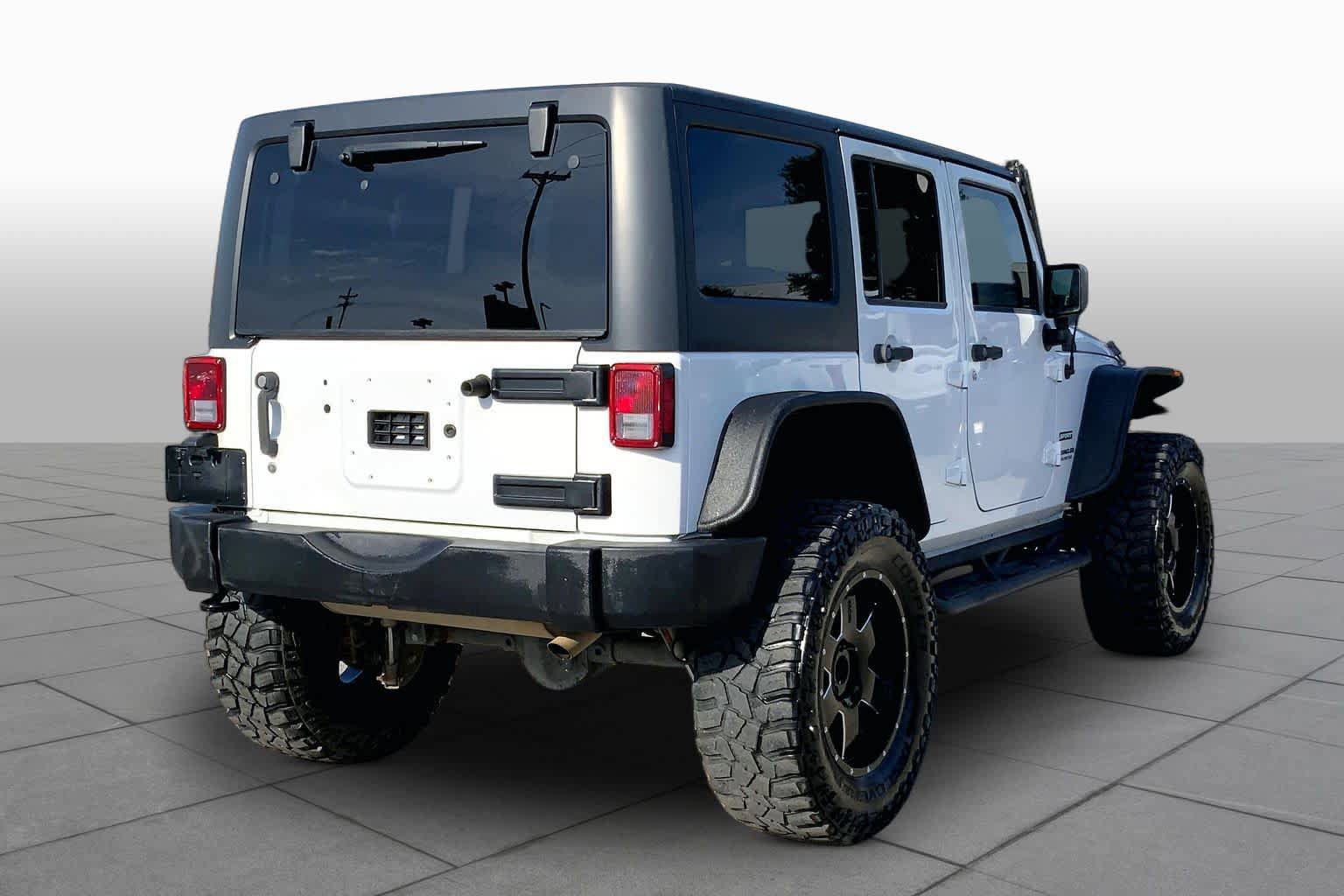 Used 2017 Jeep Wrangler Unlimited Sport w/ Quick Order Package 24S AWD/4WD image 12