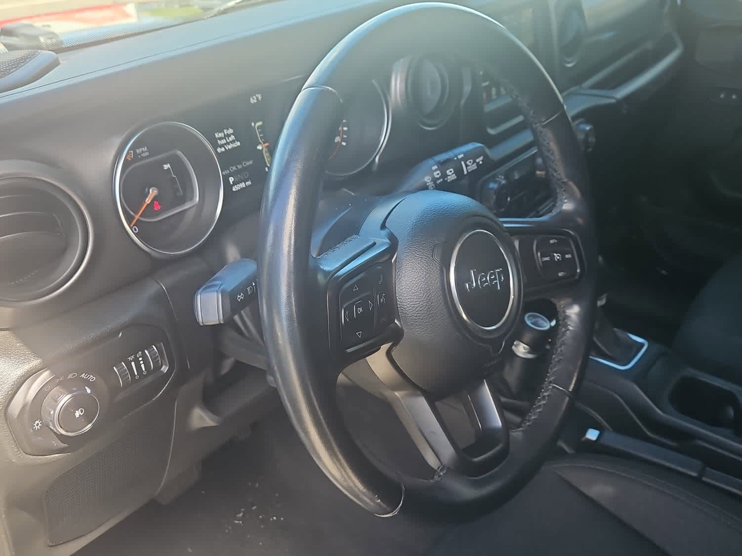 Used 2022 Jeep Wrangler Unlimited Sport AWD/4WD image 2