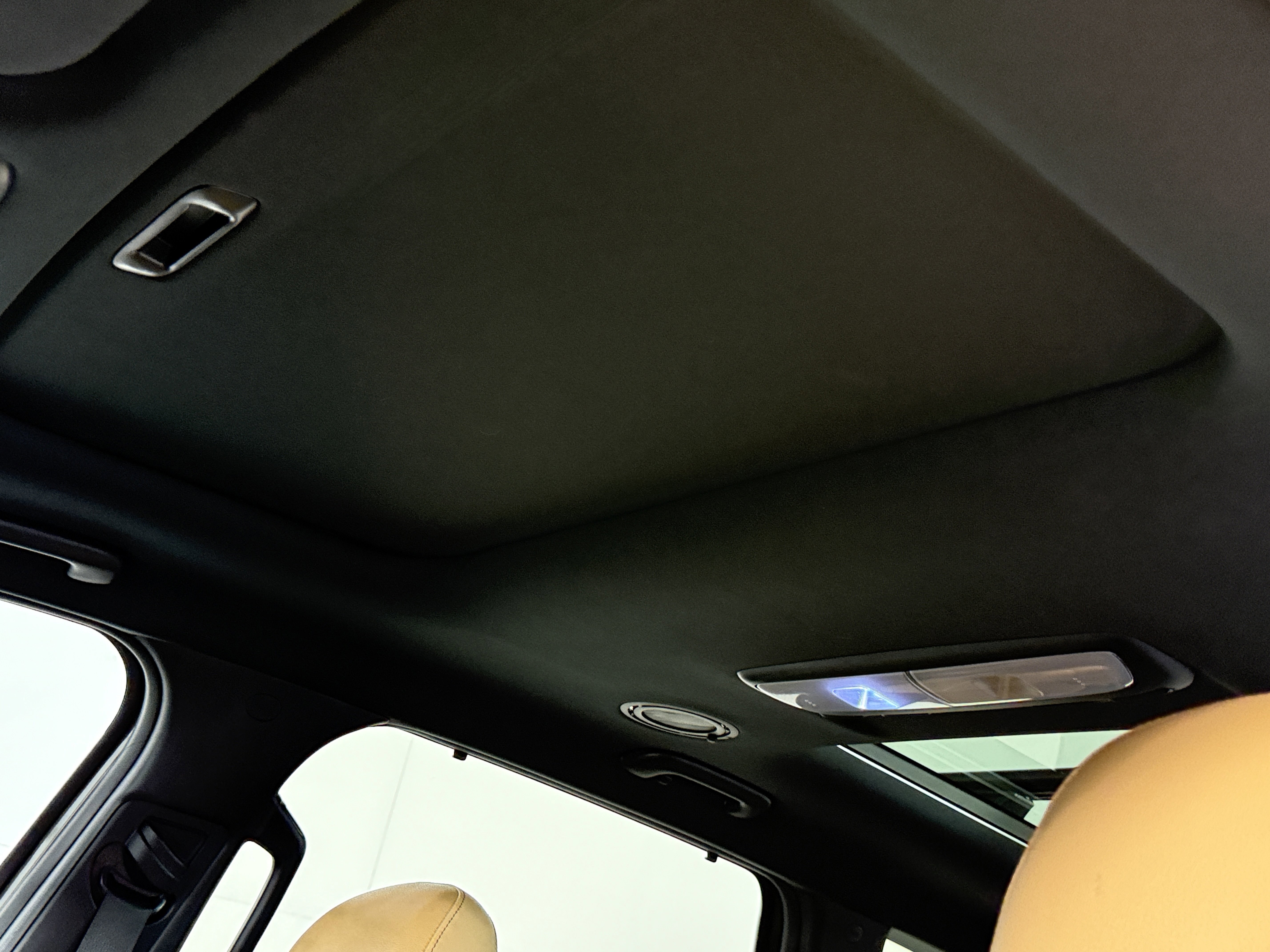 Used 2020 Kia Telluride SX w/ Towing Package image 19