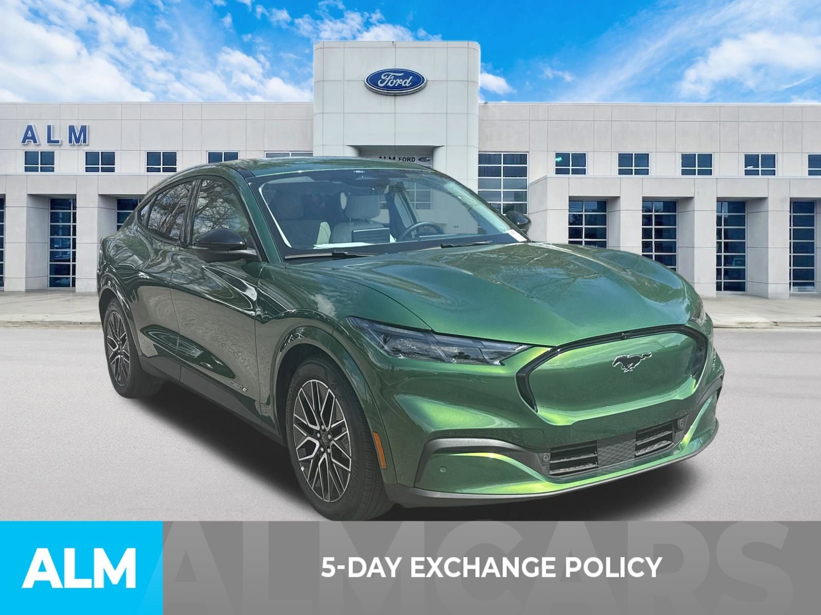 Certified 2025 Ford Mustang Mach-E Premium image 3