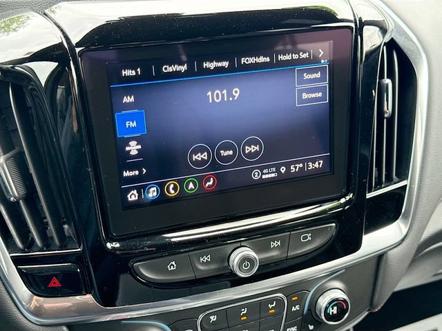 Used 2023 Chevrolet Traverse RS AWD/4WD image 19