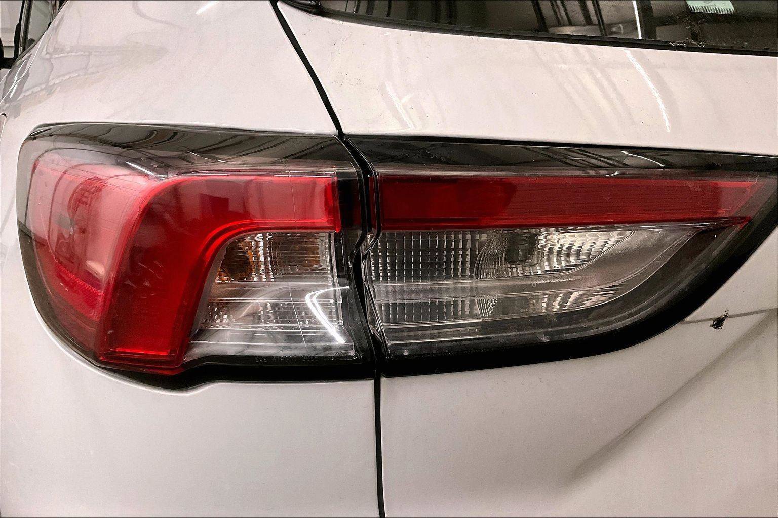 Certified 2022 Ford Escape S image 28