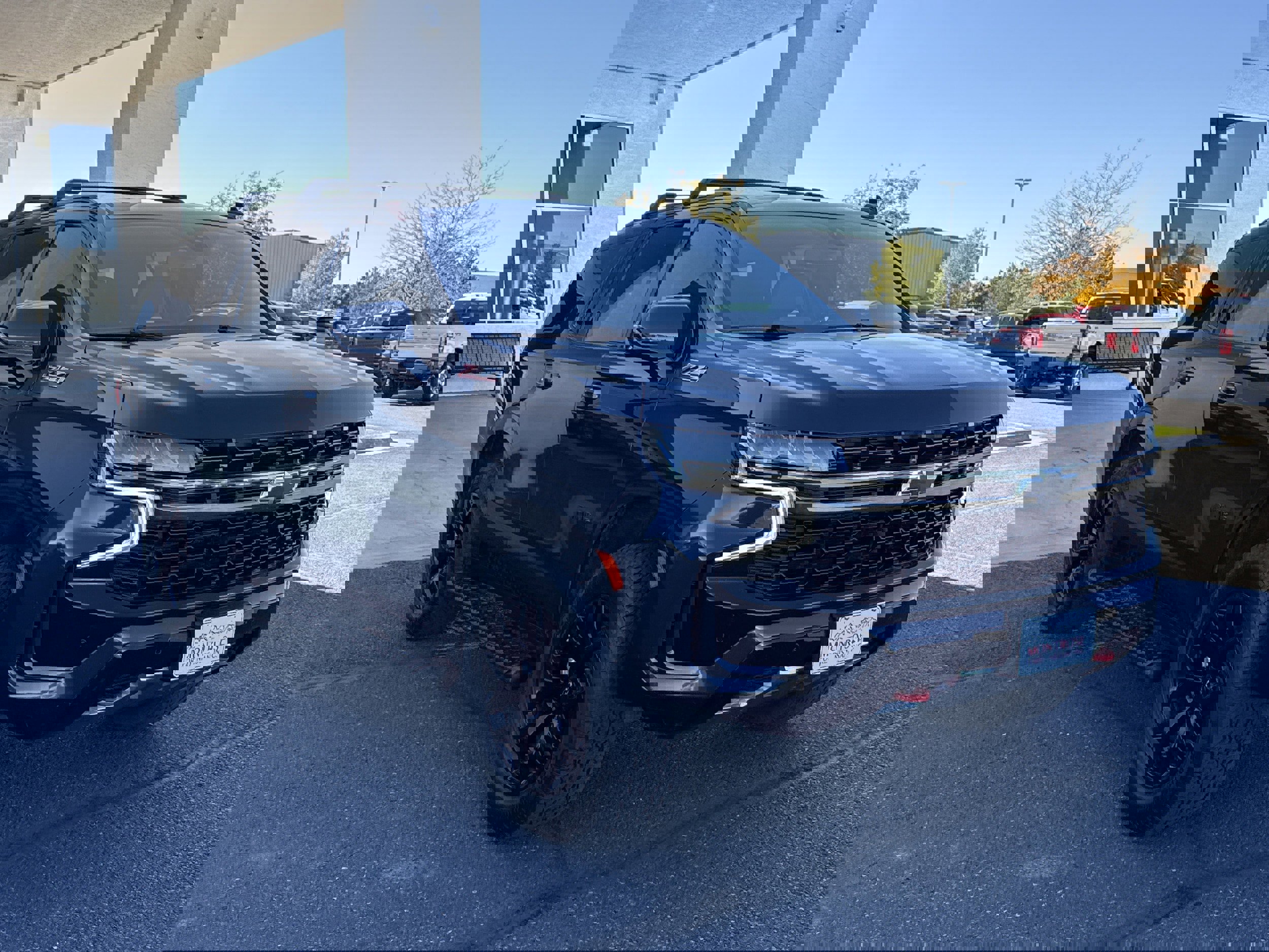 Used 2022 Chevrolet Tahoe Z71 w/ Luxury Package image 5