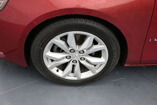 Used 2019 Chevrolet Impala LT w/ LT Convenience Package FWD image 9