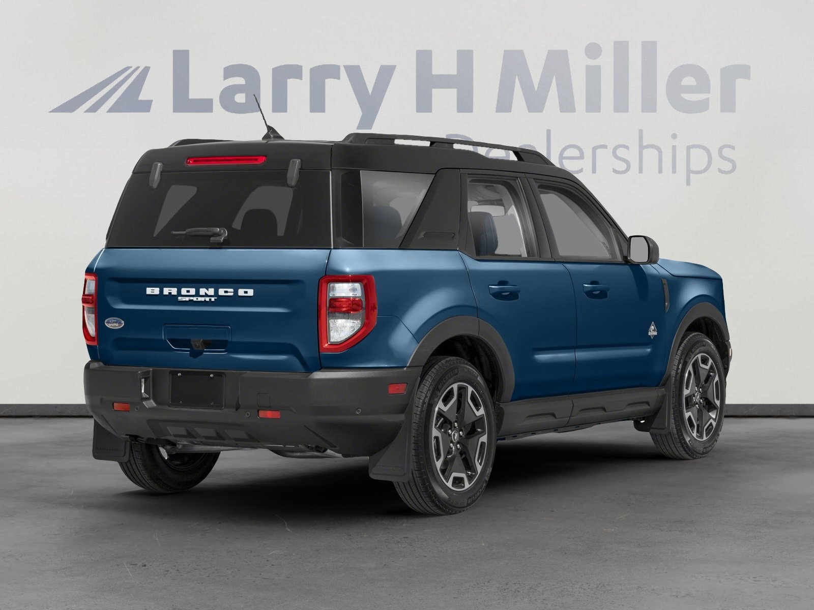Certified 2023 Ford Bronco Sport Outer Banks AWD/4WD image 3