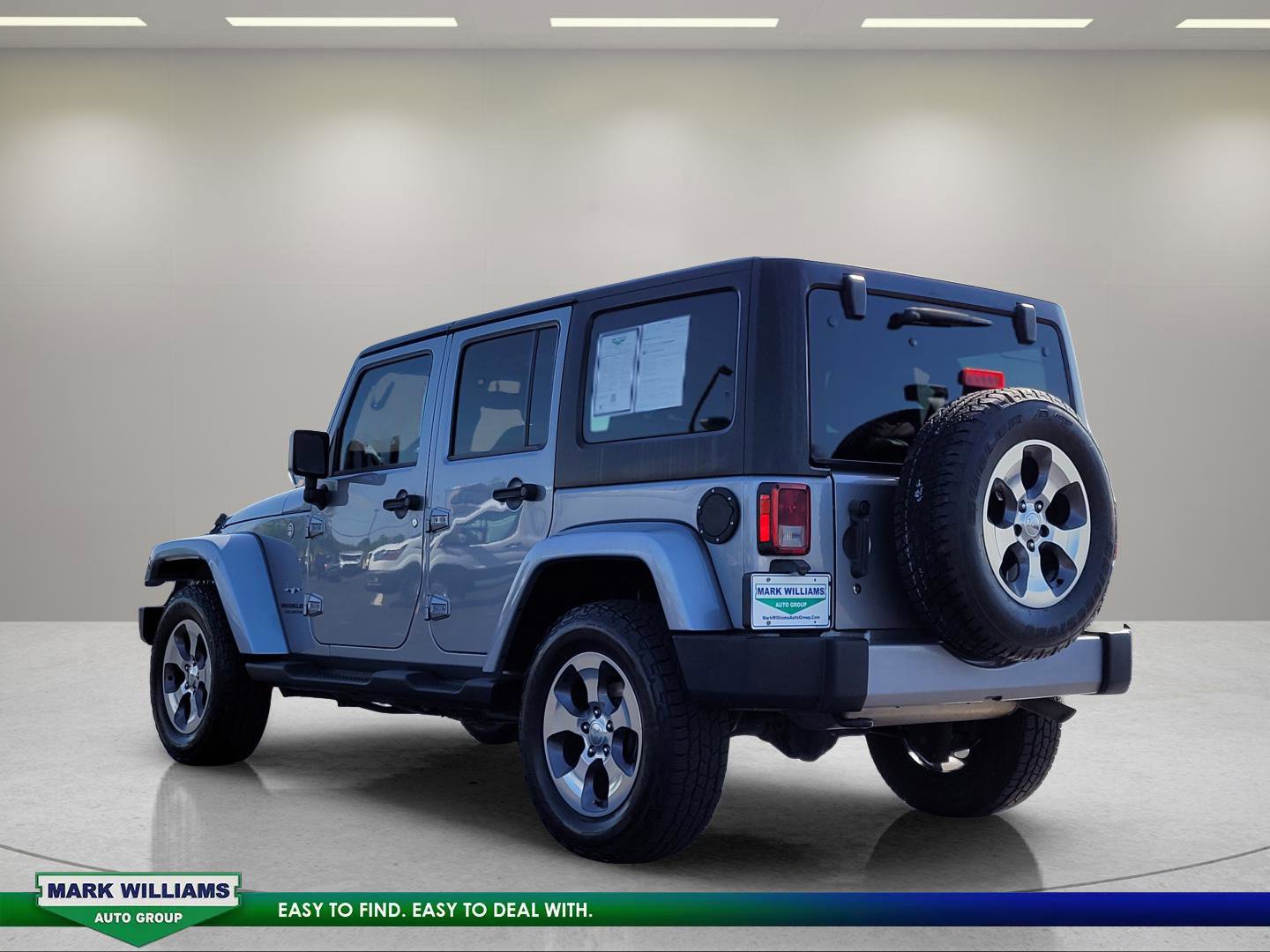 Used 2017 Jeep Wrangler Unlimited Sahara AWD/4WD image 6