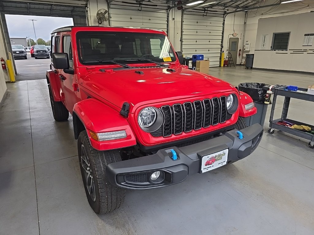 Used 2024 Jeep Wrangler Unlimited w/ Convenience Group