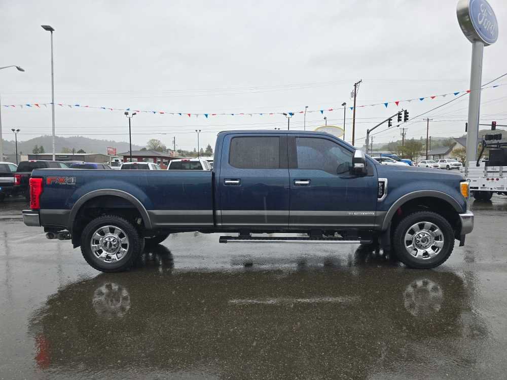 Certified 2017 Ford F350 Lariat w/ Chrome Package AWD/4WD image 7