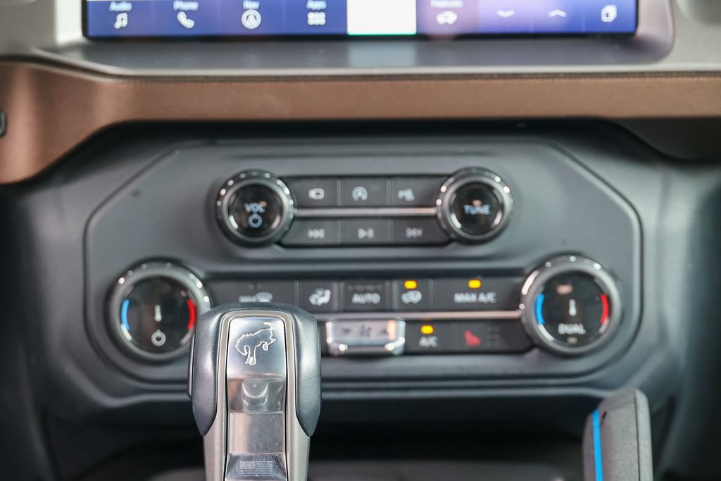 Certified 2022 Ford Bronco Outer Banks AWD/4WD image 11