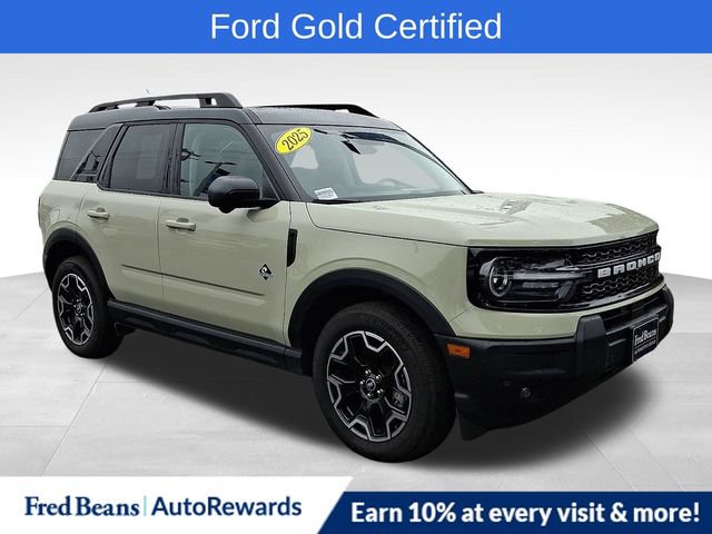 Certified 2025 Ford Bronco Sport Outer Banks w/ Outer Banks Tech Package+ AWD/4WD image 1