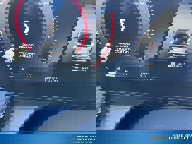 Used 2025 Nissan Kicks SR image 28