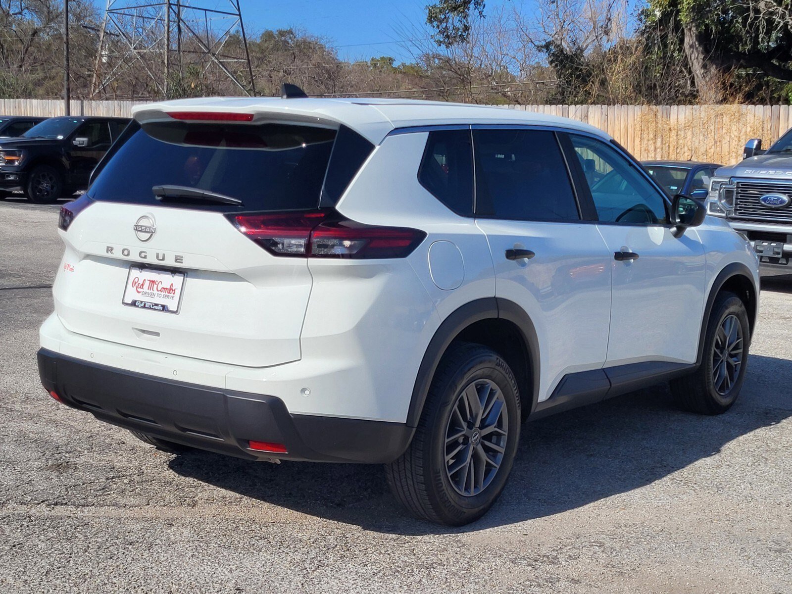 Used 2024 Nissan Rogue S image 3
